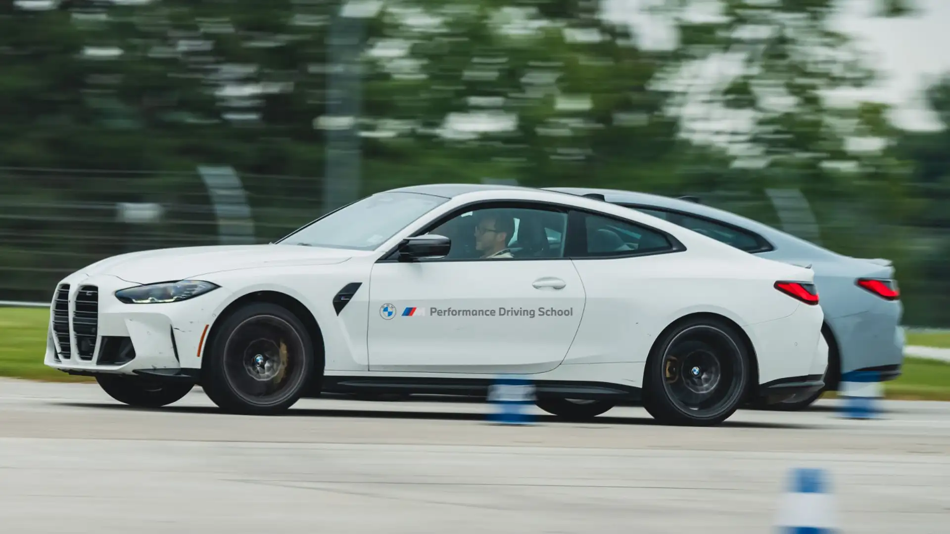 BMW M4 drag race