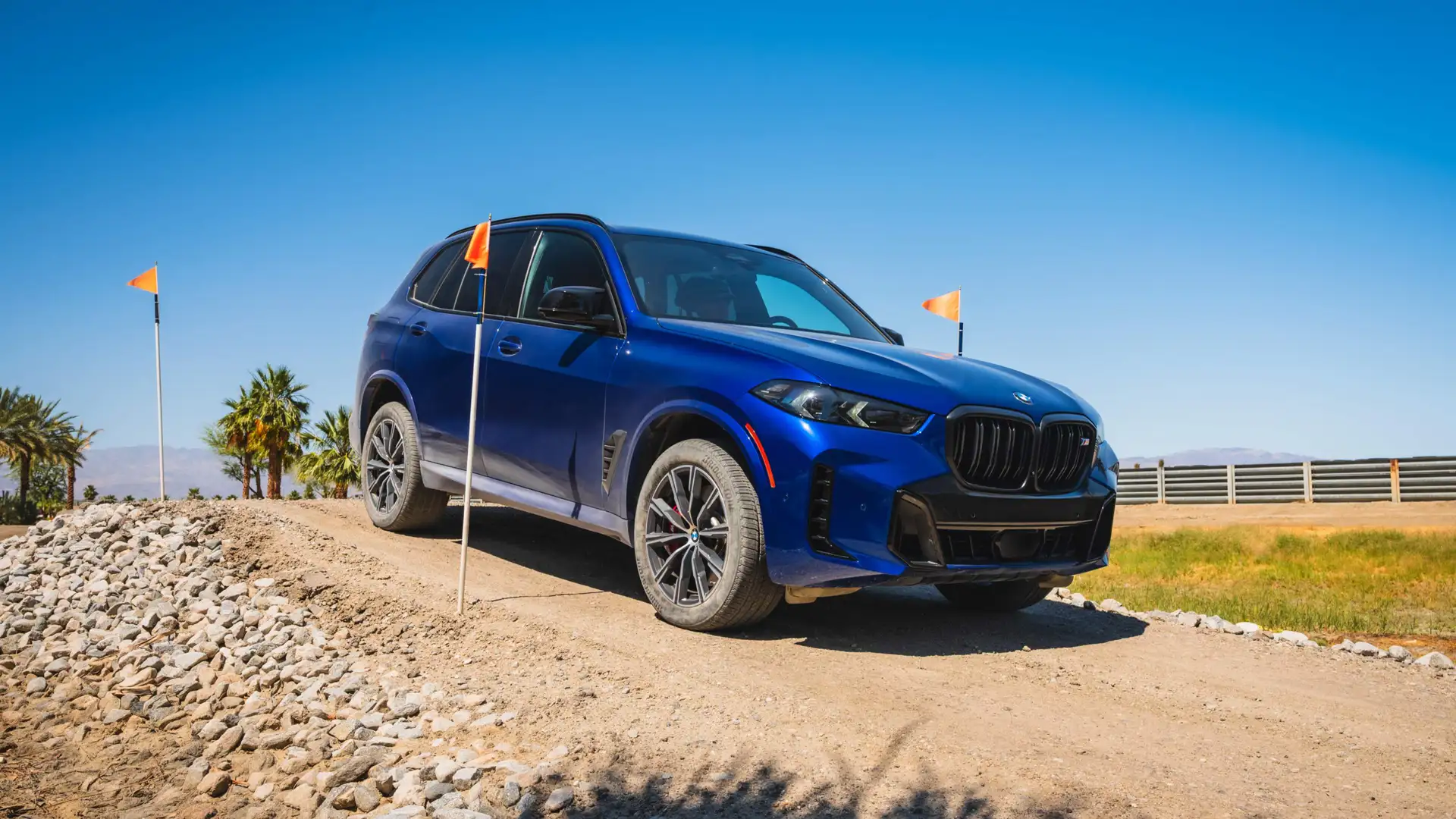 BMW X5 on dirt track