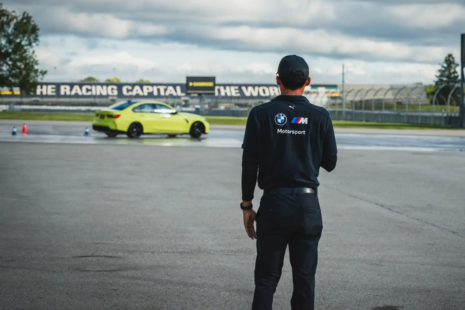 BMW driving instructor drifting